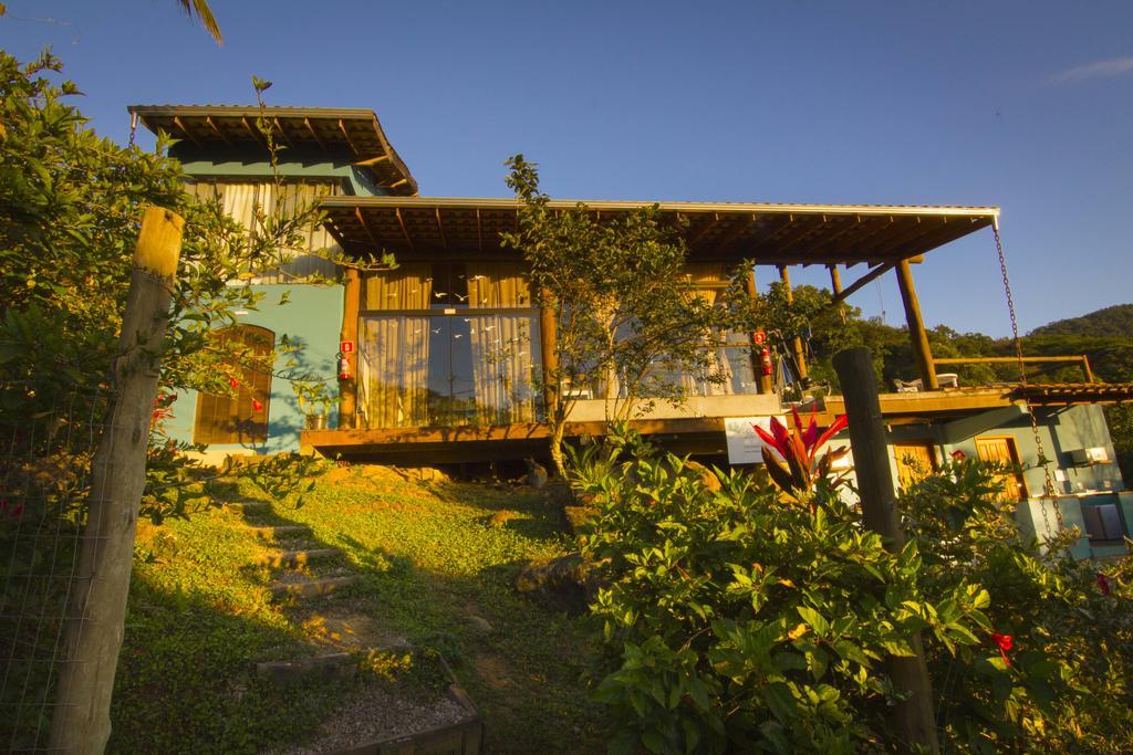 Haleiwa Chales E Suites - A Guest House Do Prumirim Убатуба Екстер'єр фото